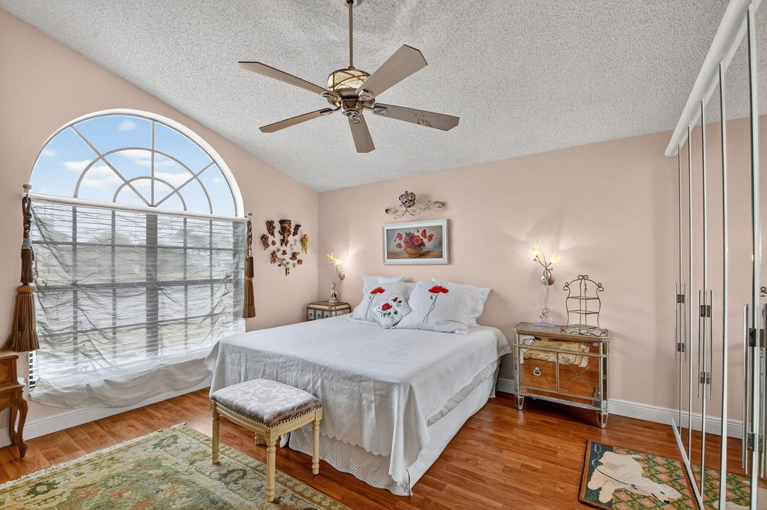 En Venta: $462,000 (3 camas, 2 baños, 1837 Pies cuadrados)