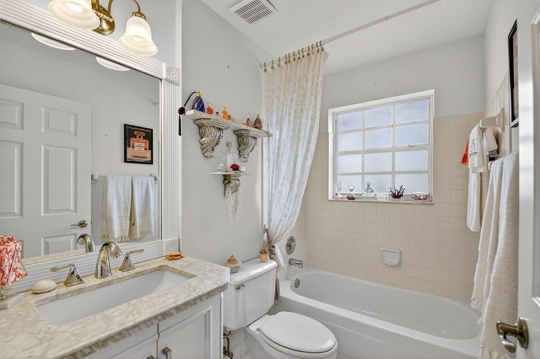 En Venta: $462,000 (3 camas, 2 baños, 1837 Pies cuadrados)