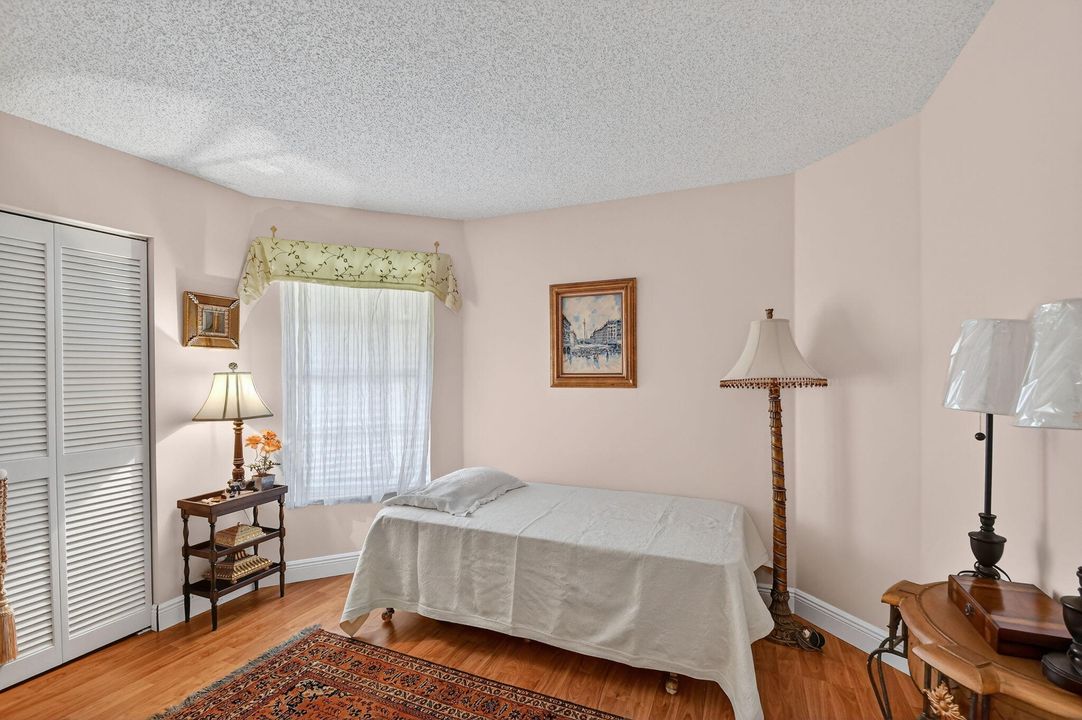 En Venta: $462,000 (3 camas, 2 baños, 1837 Pies cuadrados)