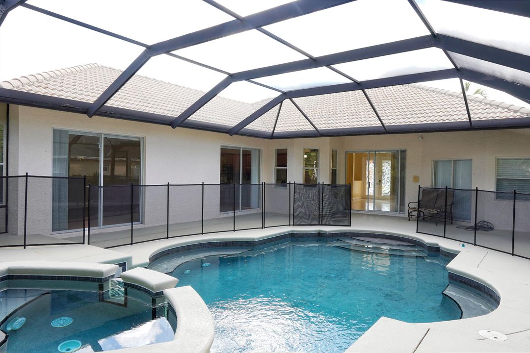 For Rent: $3,600 (5 beds, 3 baths, 2595 Square Feet)