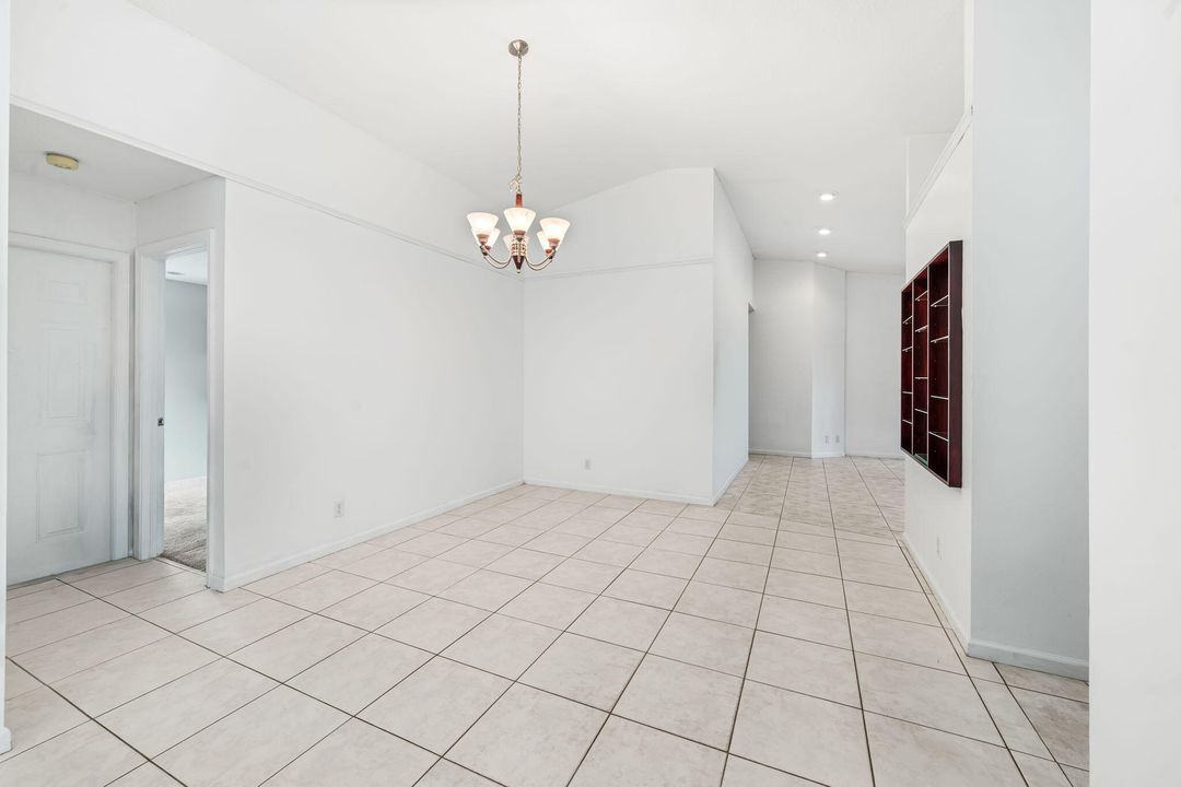 For Sale: $579,000 (3 beds, 2 baths, 1756 Square Feet)