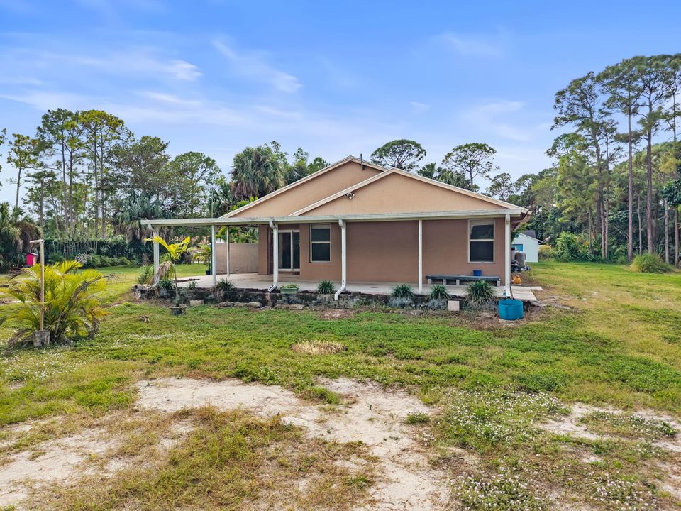 For Sale: $579,000 (3 beds, 2 baths, 1756 Square Feet)