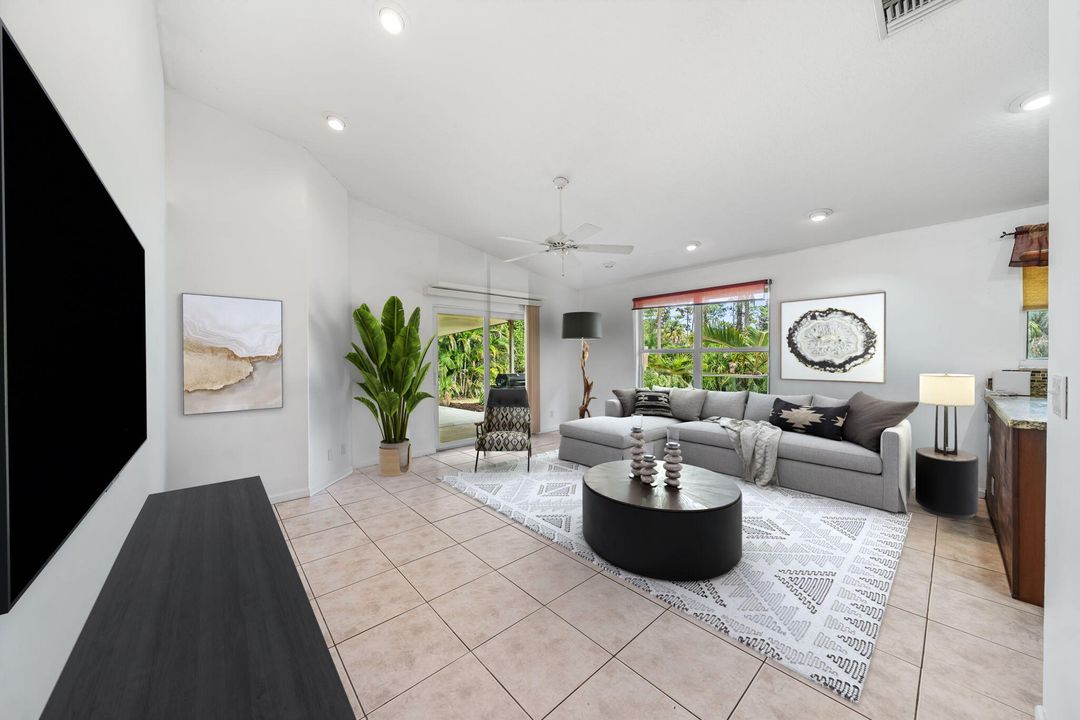 For Sale: $579,000 (3 beds, 2 baths, 1756 Square Feet)