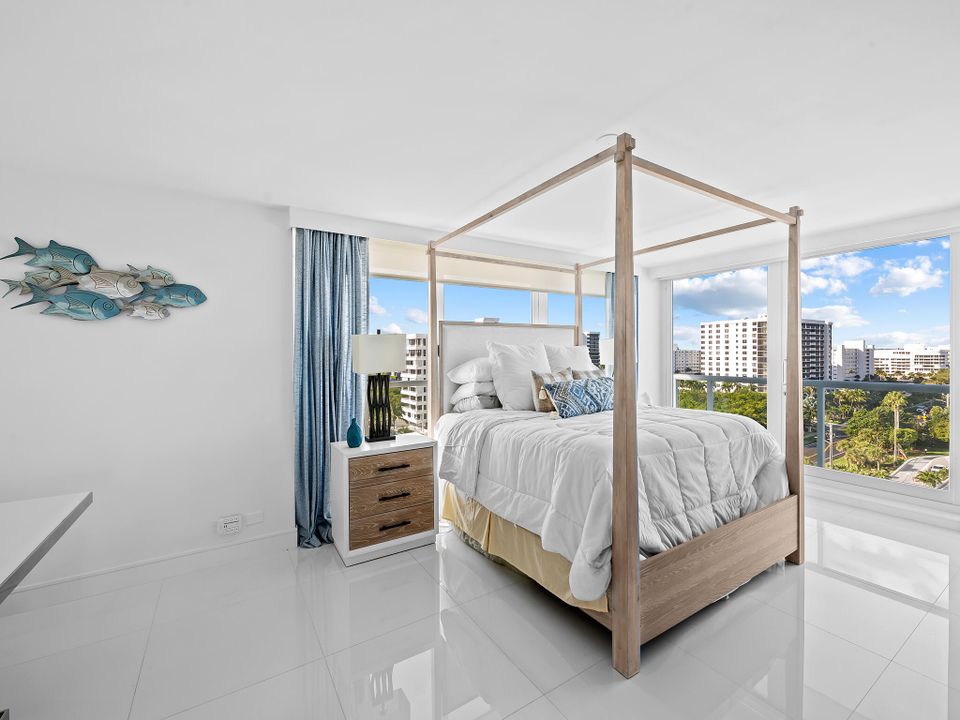 For Sale: $3,795,000 (3 beds, 3 baths, 2659 Square Feet)