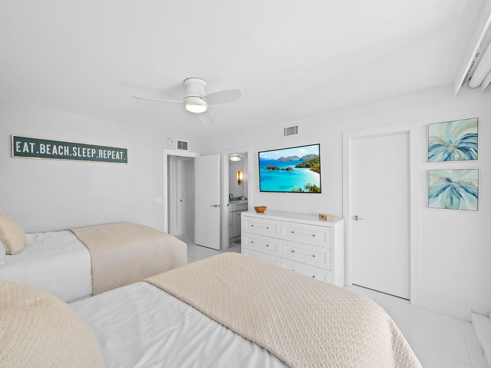 For Sale: $3,795,000 (3 beds, 3 baths, 2659 Square Feet)