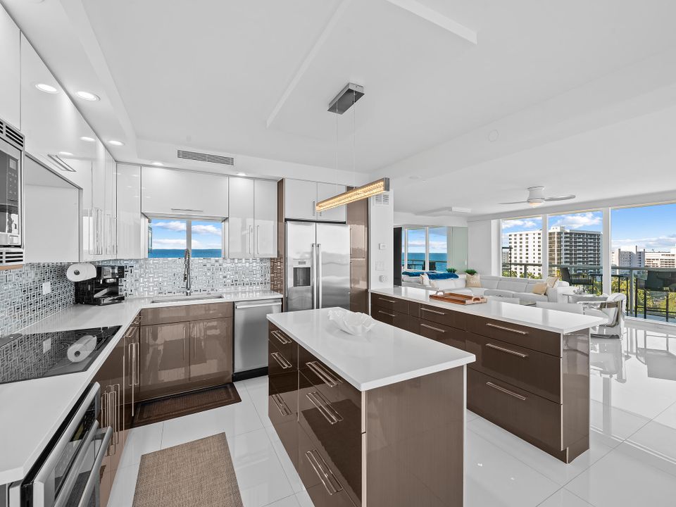 For Sale: $3,795,000 (3 beds, 3 baths, 2659 Square Feet)