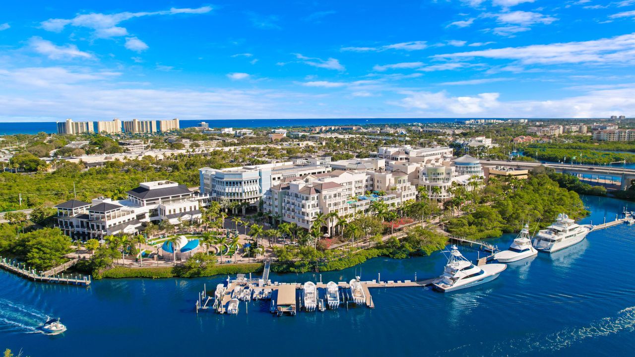 For Rent: $3,150 (3 beds, 2 baths, 1790 Square Feet)