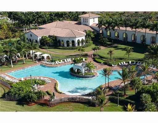 For Rent: $3,800 (5 beds, 3 baths, 3438 Square Feet)