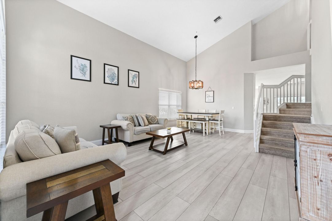 For Sale: $725,000 (4 beds, 3 baths, 2376 Square Feet)