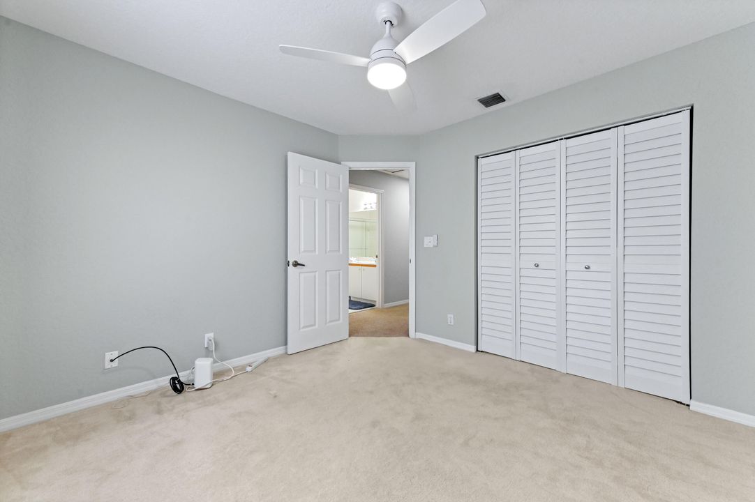 For Sale: $725,000 (4 beds, 3 baths, 2376 Square Feet)