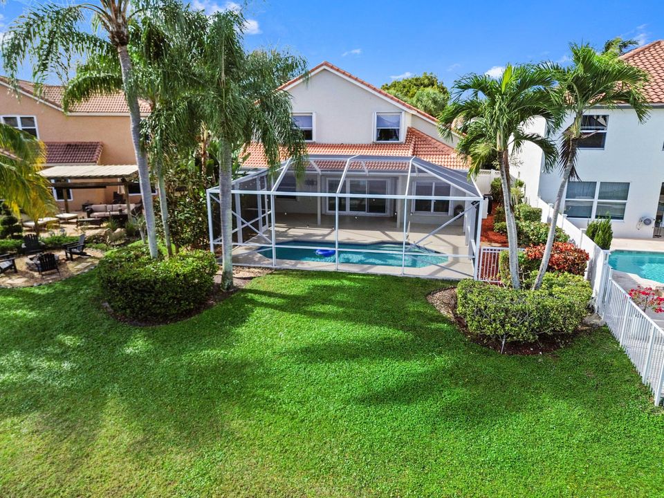 For Sale: $725,000 (4 beds, 3 baths, 2376 Square Feet)