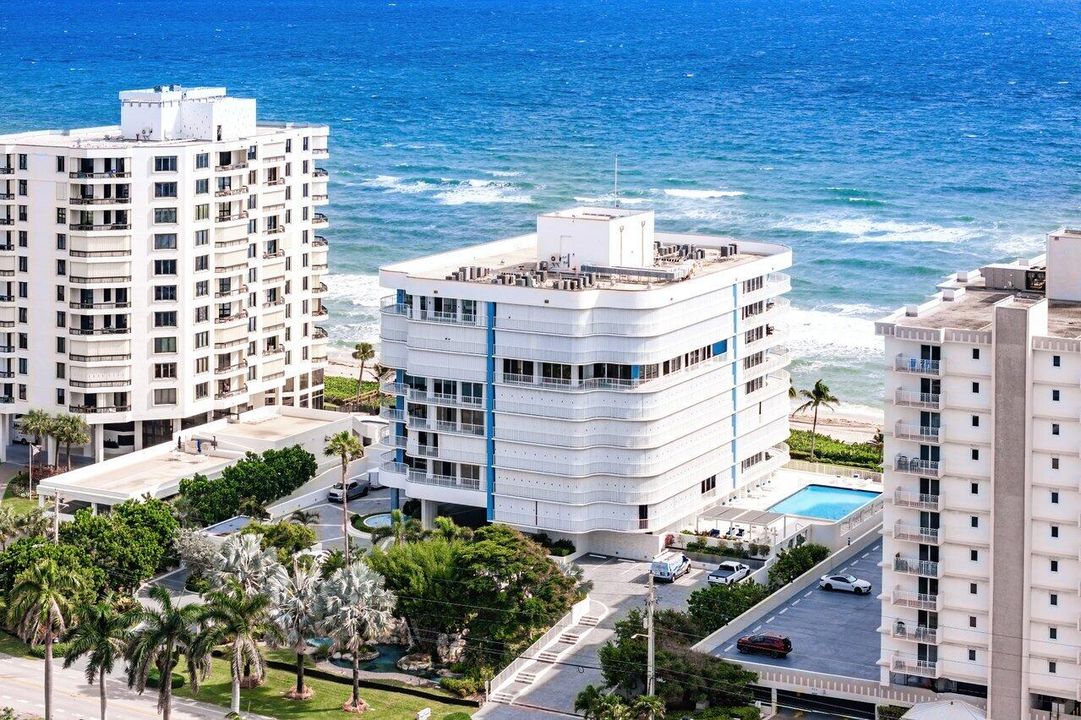 For Sale: $3,750,000 (3 beds, 4 baths, 2657 Square Feet)