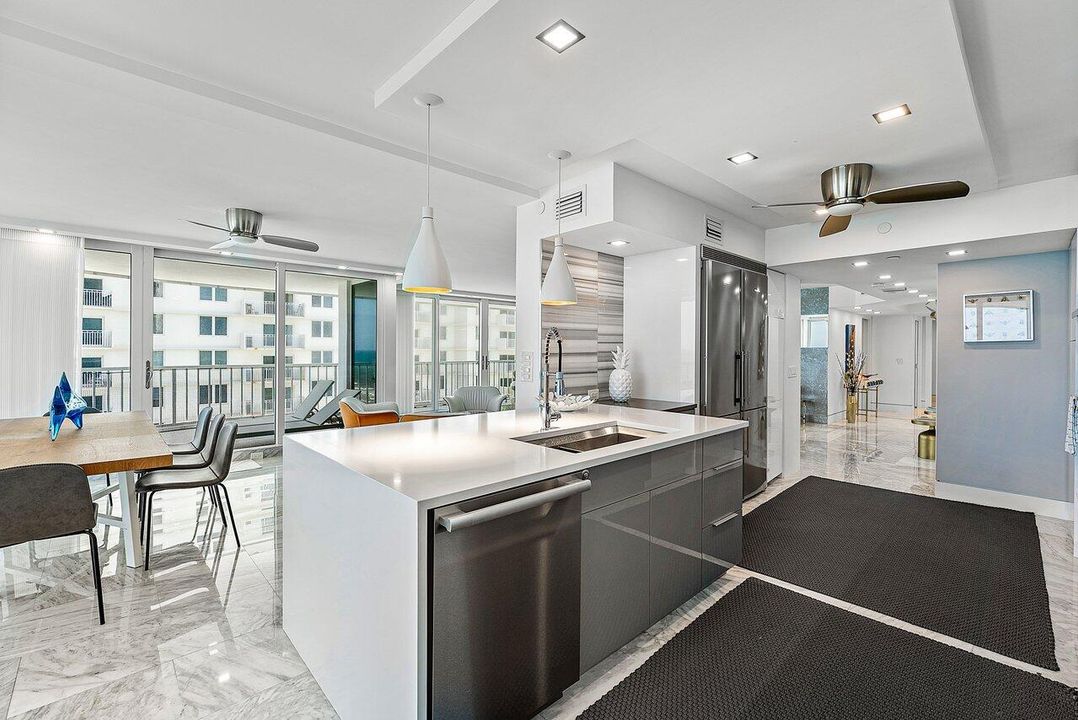 For Sale: $3,750,000 (3 beds, 4 baths, 2657 Square Feet)