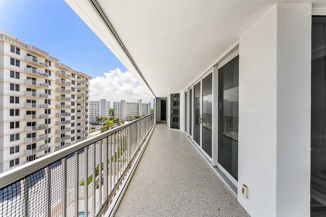 For Sale: $3,750,000 (3 beds, 4 baths, 2657 Square Feet)