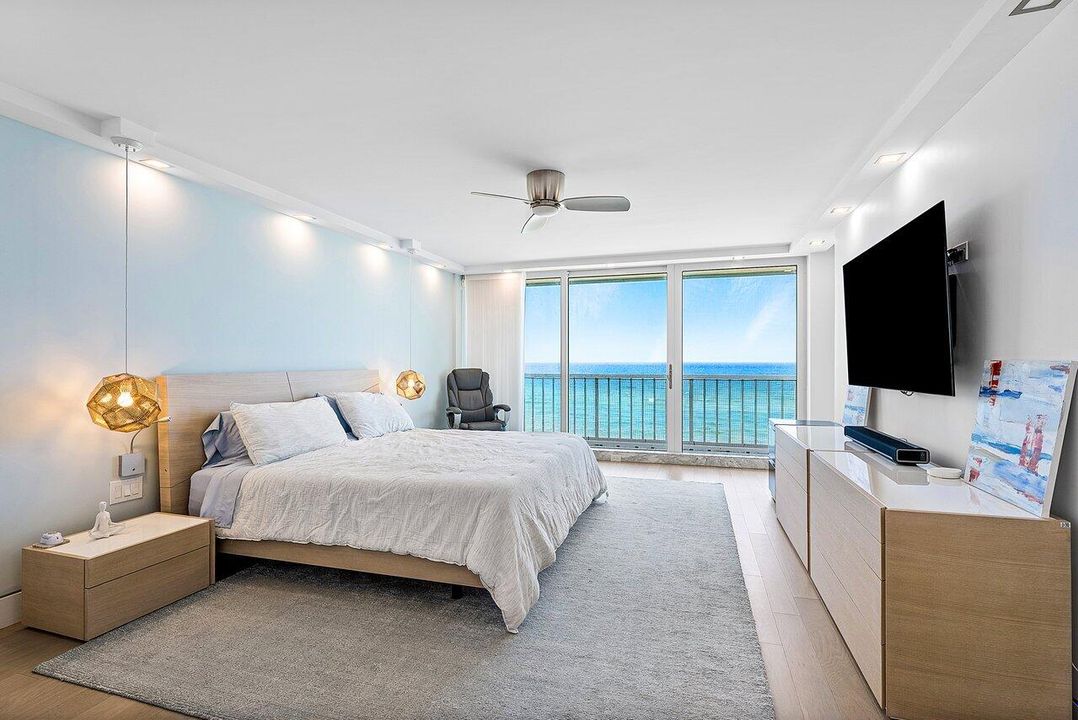 For Sale: $3,750,000 (3 beds, 4 baths, 2657 Square Feet)