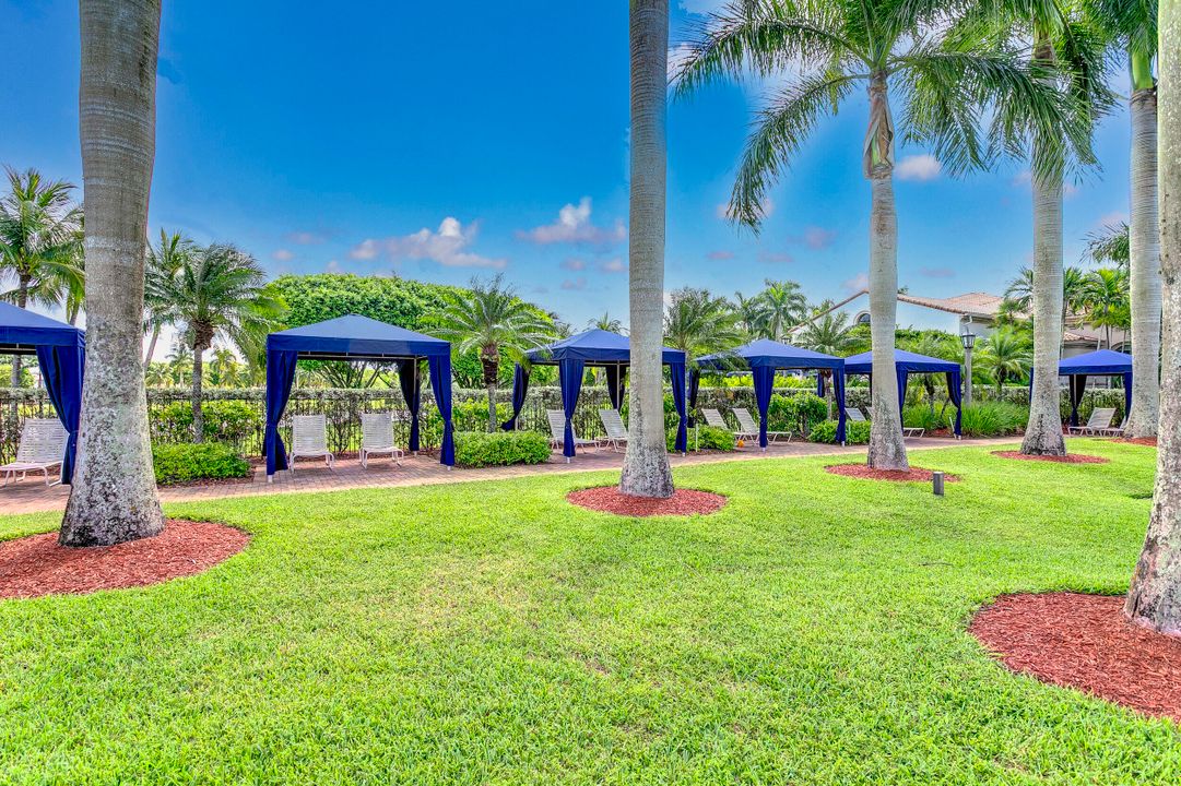 出租: $8,600 (5 贝兹, 7 浴室, 5537 平方英尺)