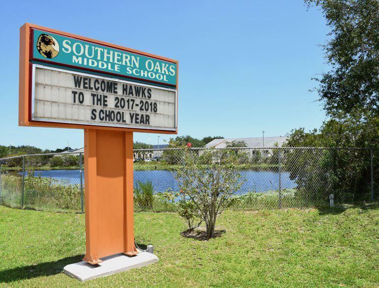 For Sale: $349,900 (3 beds, 2 baths, 1582 Square Feet)