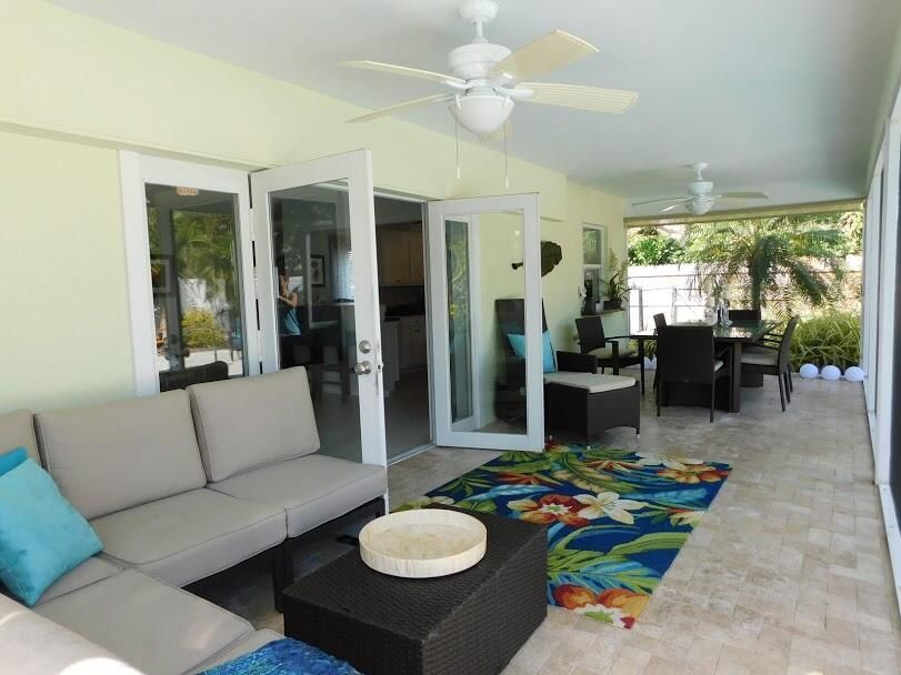 For Rent: $5,500 (3 beds, 2 baths, 1752 Square Feet)