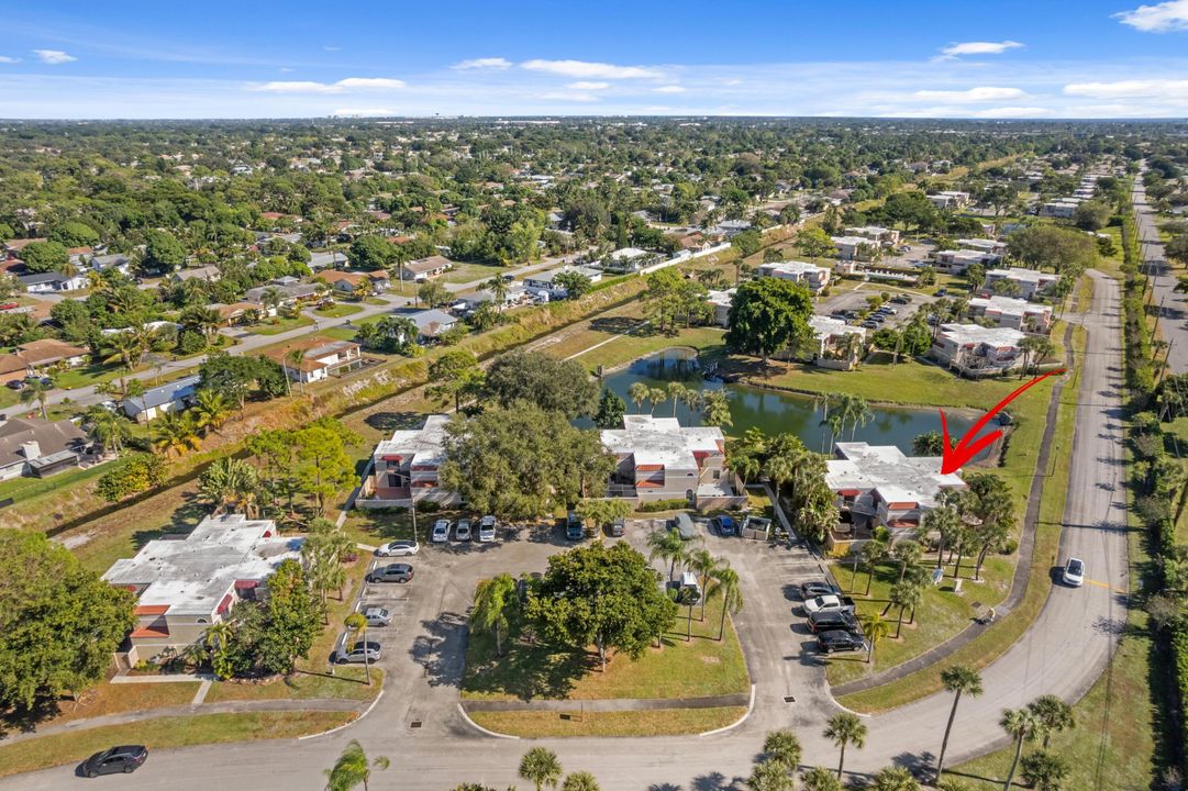 En Venta: $325,000 (3 camas, 3 baños, 1326 Pies cuadrados)