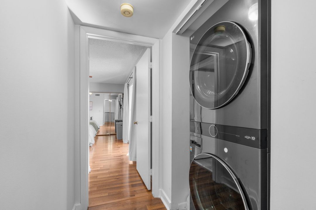 En Venta: $325,000 (3 camas, 3 baños, 1326 Pies cuadrados)