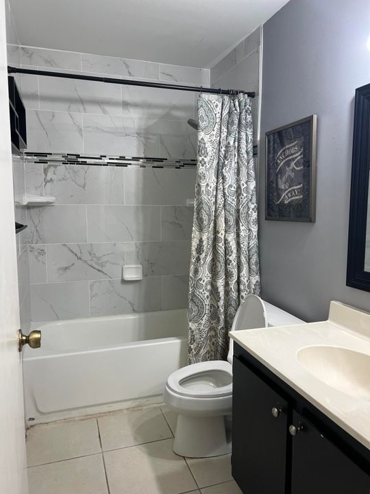 На продажу: $202,900 (2 спален, 2 ванн, 1037 Квадратных фут)