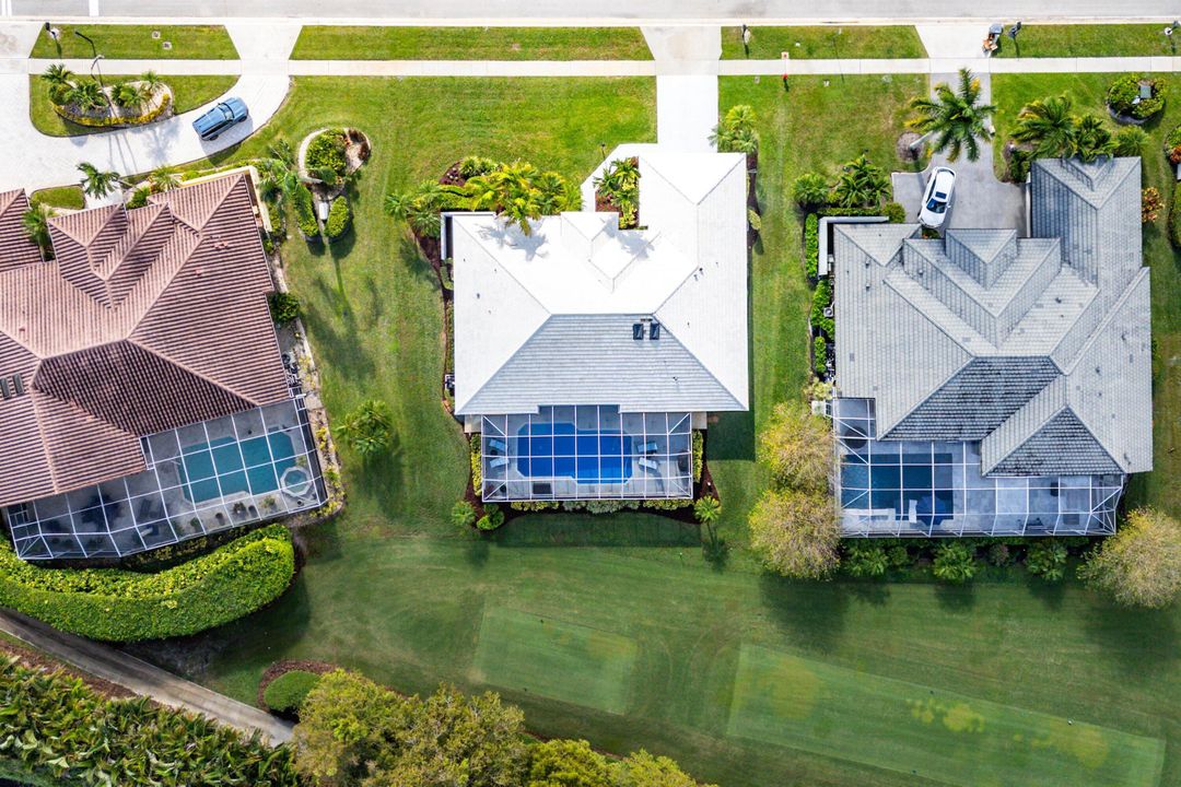 En Venta: $925,000 (3 camas, 2 baños, 2708 Pies cuadrados)