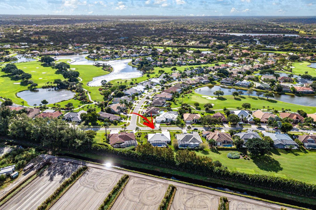 En Venta: $925,000 (3 camas, 2 baños, 2708 Pies cuadrados)