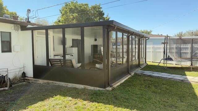 En Venta: $610,000 (3 camas, 2 baños, 1445 Pies cuadrados)