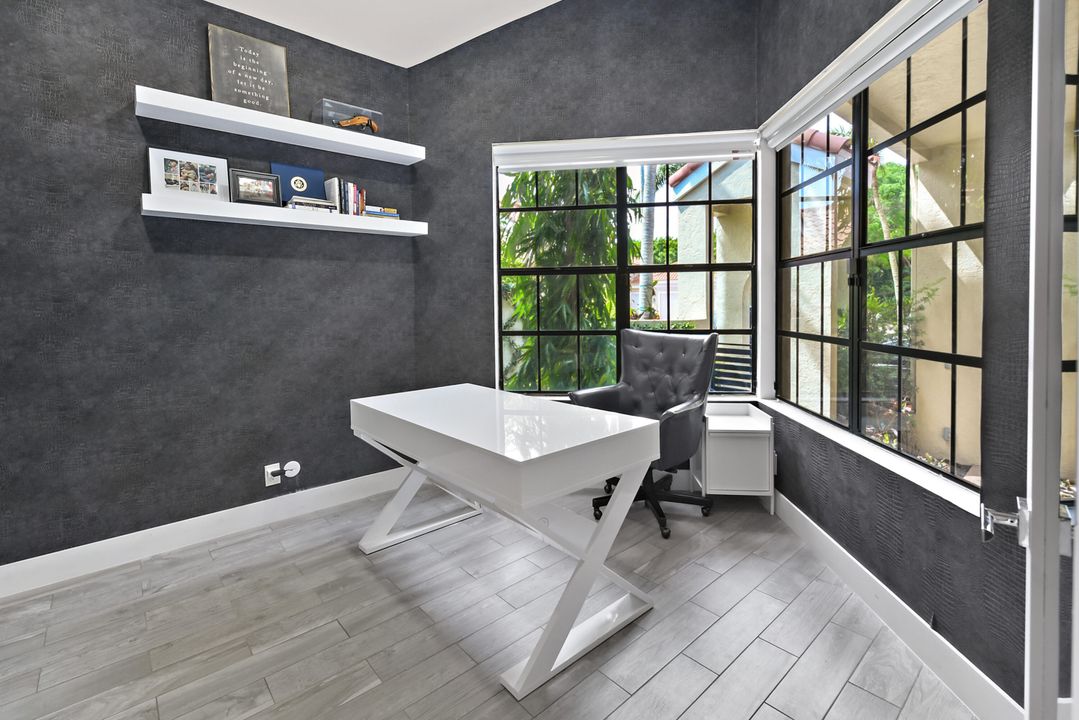 待售: $695,000 (2 贝兹, 2 浴室, 2143 平方英尺)