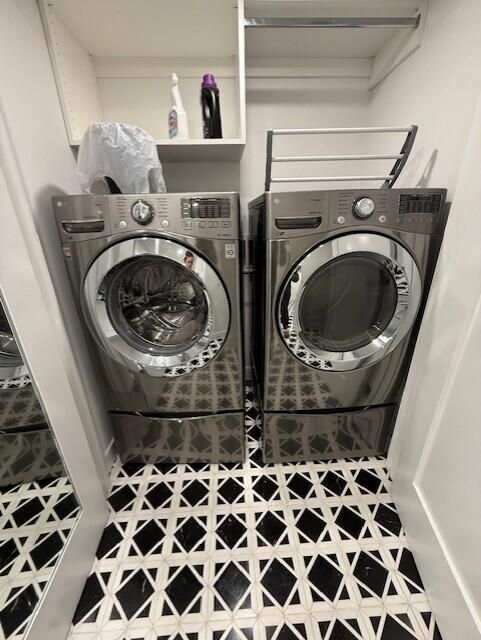 For Sale: $1,395,000 (2 beds, 2 baths, 1500 Square Feet)