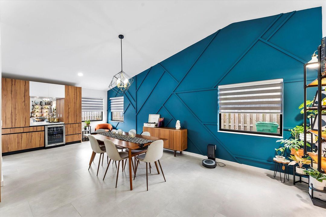 待售: $799,000 (4 贝兹, 2 浴室, 2236 平方英尺)