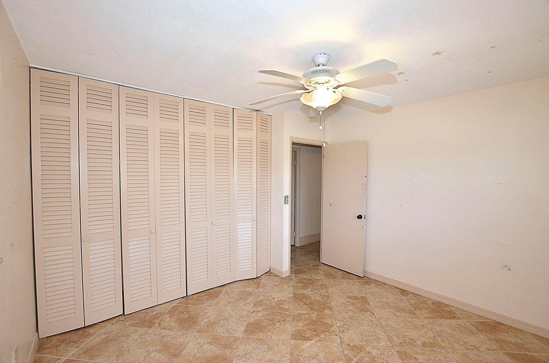 For Sale: $320,000 (3 beds, 2 baths, 1455 Square Feet)