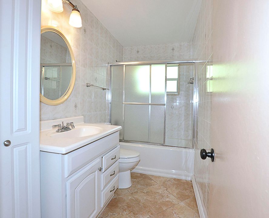 For Sale: $320,000 (3 beds, 2 baths, 1455 Square Feet)