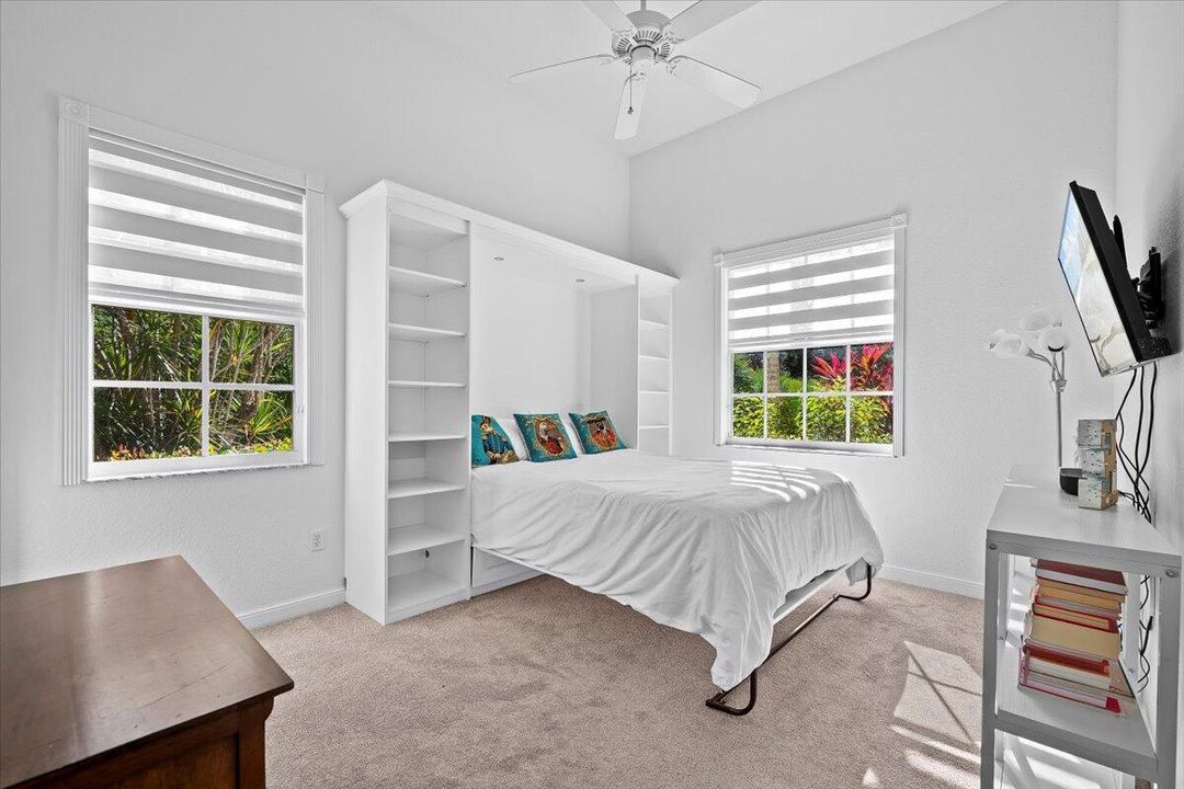 For Sale: $875,000 (2 beds, 2 baths, 1841 Square Feet)