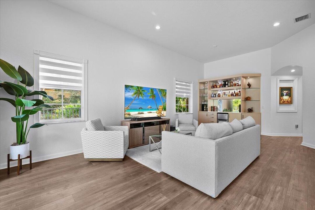 For Sale: $875,000 (2 beds, 2 baths, 1841 Square Feet)