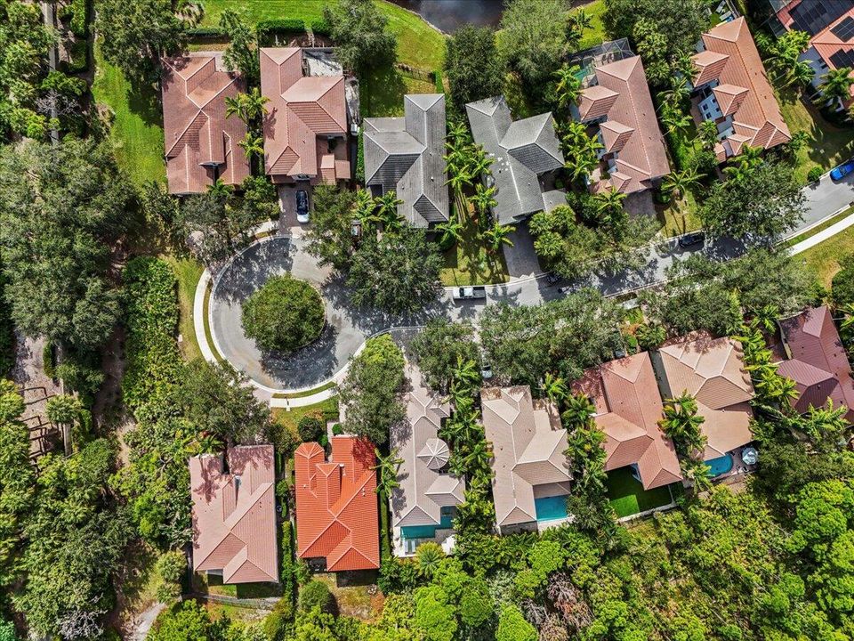 For Sale: $875,000 (2 beds, 2 baths, 1841 Square Feet)