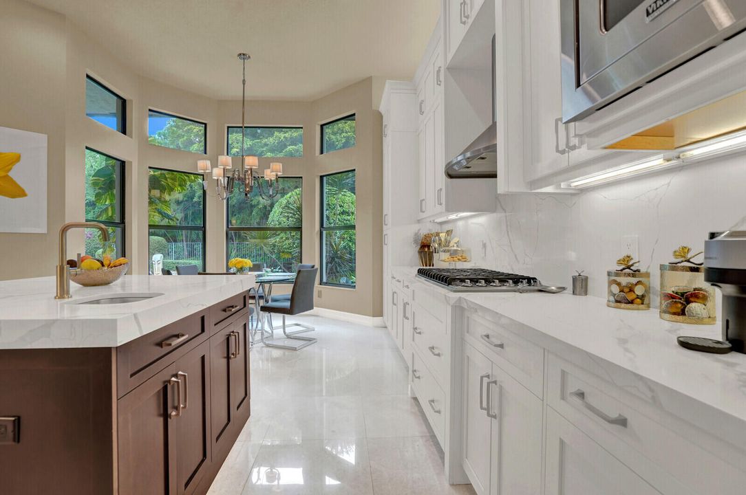 На продажу: $1,790,000 (3 спален, 3 ванн, 3352 Квадратных фут)