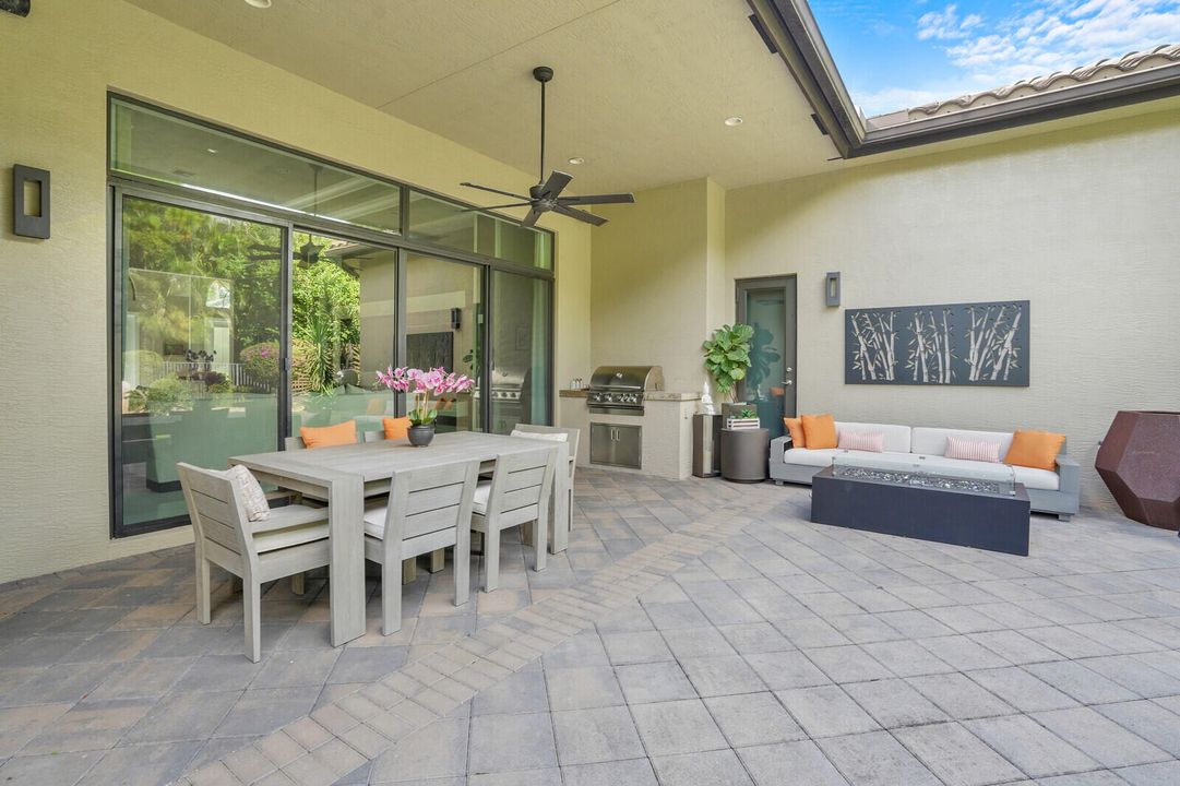 На продажу: $1,790,000 (3 спален, 3 ванн, 3352 Квадратных фут)