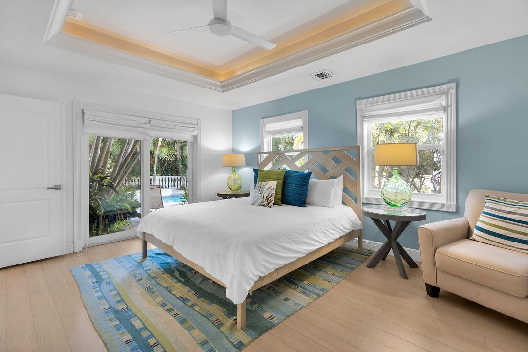 En Venta: $2,199,000 (5 camas, 2 baños, 2347 Pies cuadrados)