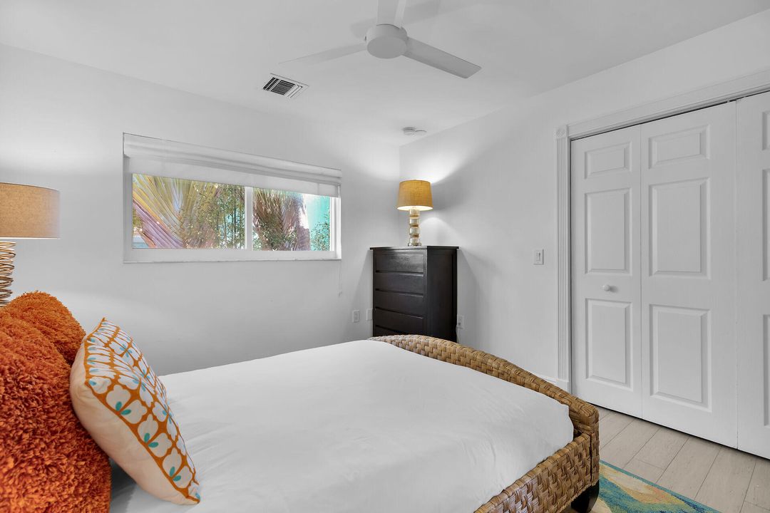 En Venta: $2,199,000 (5 camas, 2 baños, 2347 Pies cuadrados)