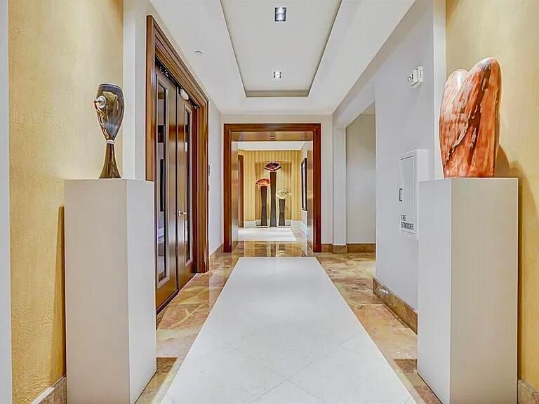 For Sale: $2,195,000 (2 beds, 2 baths, 2108 Square Feet)