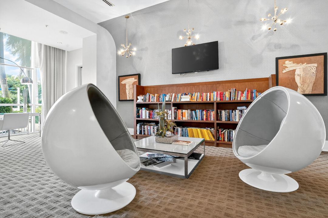 For Sale: $2,195,000 (2 beds, 2 baths, 2108 Square Feet)