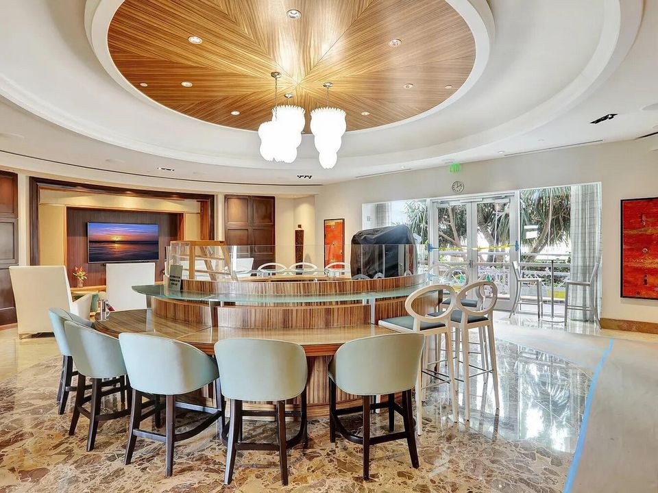 For Sale: $2,195,000 (2 beds, 2 baths, 2108 Square Feet)