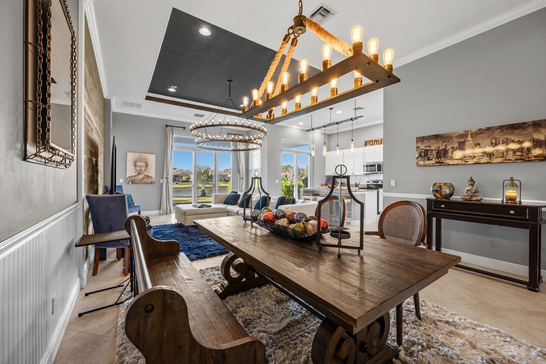 For Sale: $525,000 (3 beds, 3 baths, 2167 Square Feet)