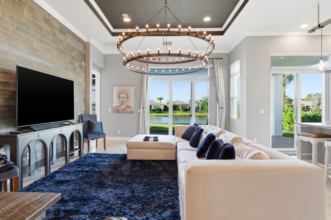 For Sale: $525,000 (3 beds, 3 baths, 2167 Square Feet)