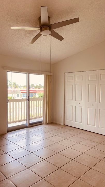 For Sale: $299,000 (3 beds, 2 baths, 1226 Square Feet)