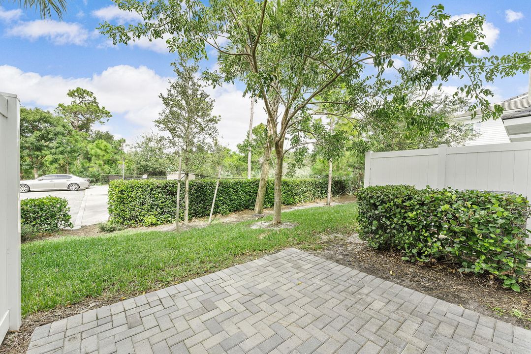 En Venta: $415,000 (3 camas, 2 baños, 1652 Pies cuadrados)