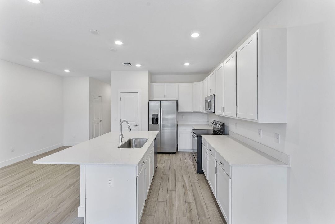 En Venta: $415,000 (3 camas, 2 baños, 1652 Pies cuadrados)