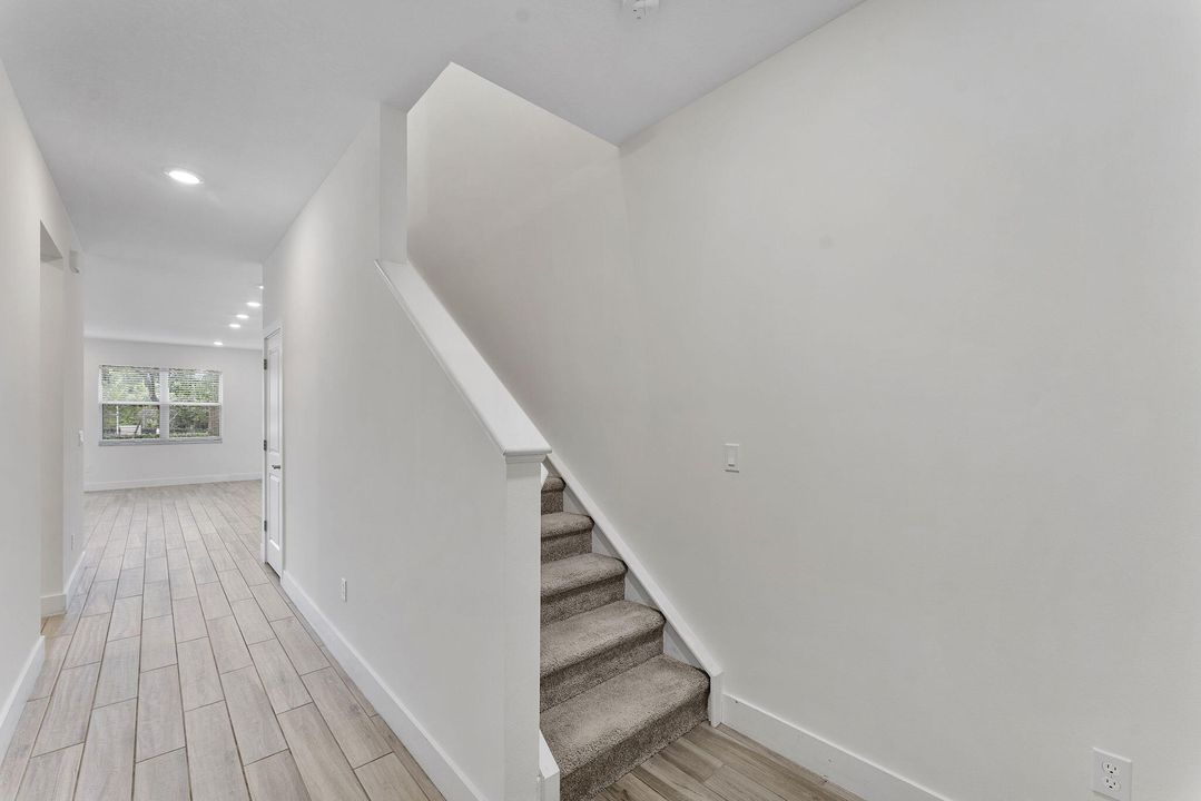 En Venta: $415,000 (3 camas, 2 baños, 1652 Pies cuadrados)