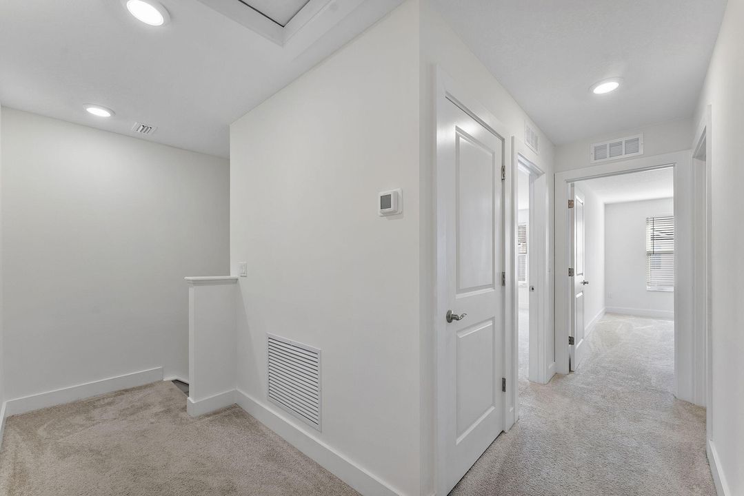 En Venta: $415,000 (3 camas, 2 baños, 1652 Pies cuadrados)